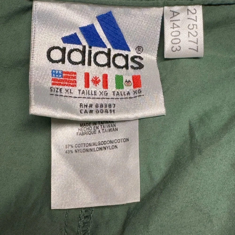 EUC Vintage 90’s Adidas casual cargo pants SZ XL